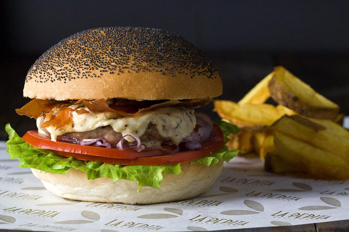 Celebramos la década de La Pepita Burger Bar por todo lo alto